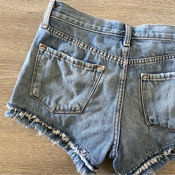 • j brand sachi bleach wrecked denim shorts • - Picture 8 of 8